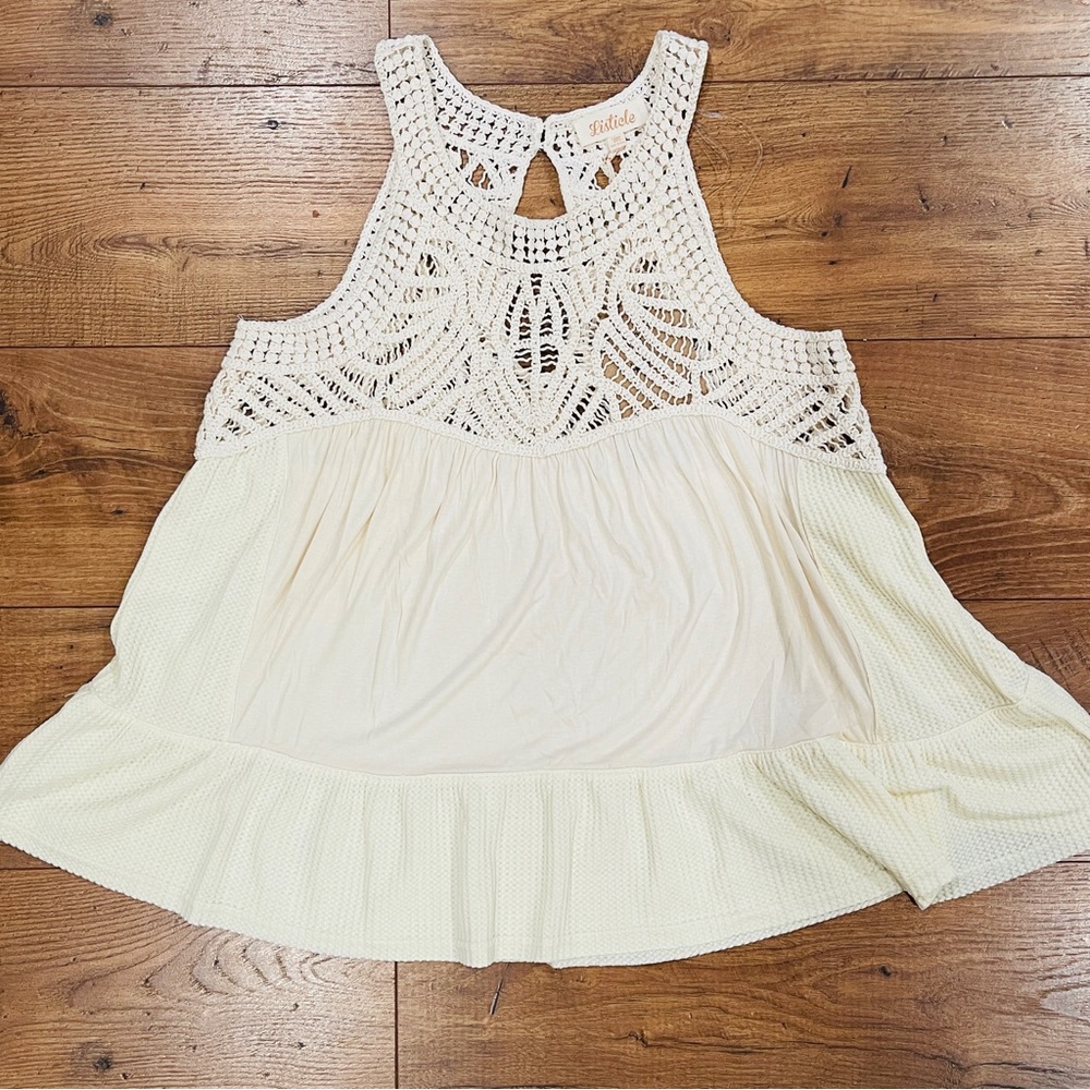 Listicle Blouse Womens M Ivory Cream Crochet Tank Top Swing Flowy‎ NWT Medium